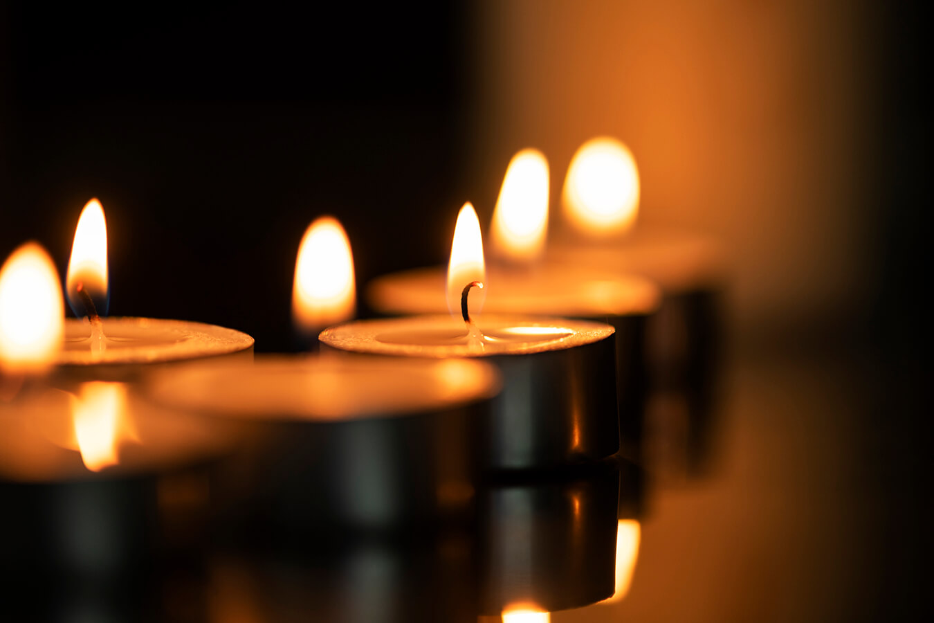 Pourquoi utiliser des bougies dans une chambre bohème pour avoir une ambiance intime